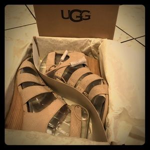 UGG Wedge
